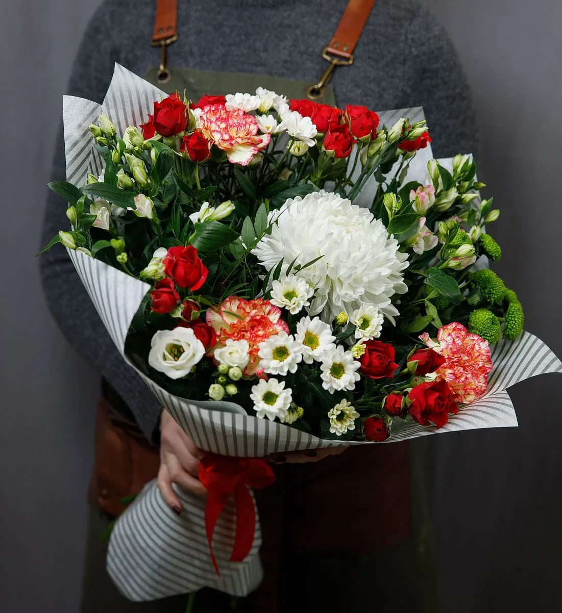 Букет красно-белый №7