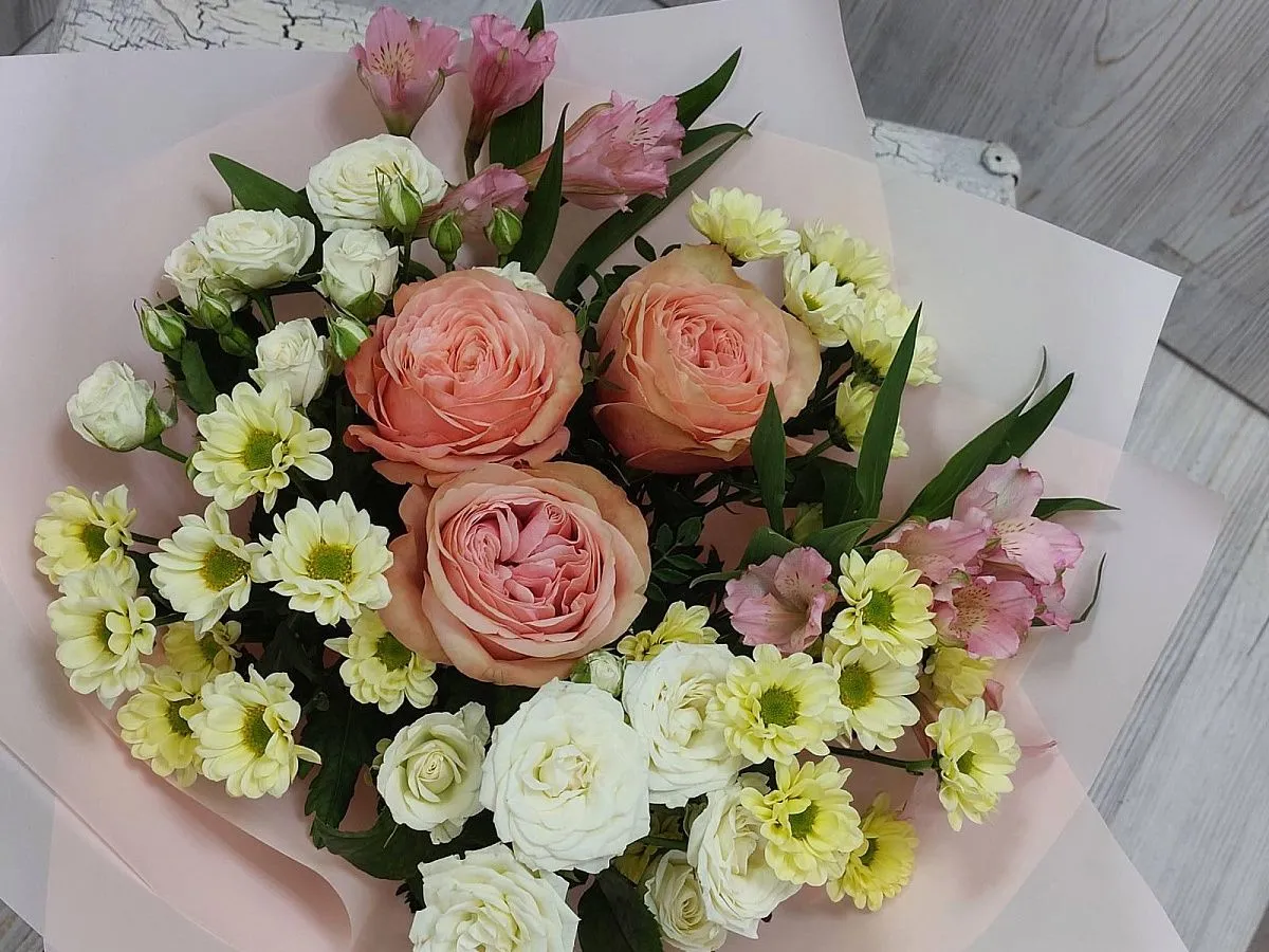 Букет с розами №44