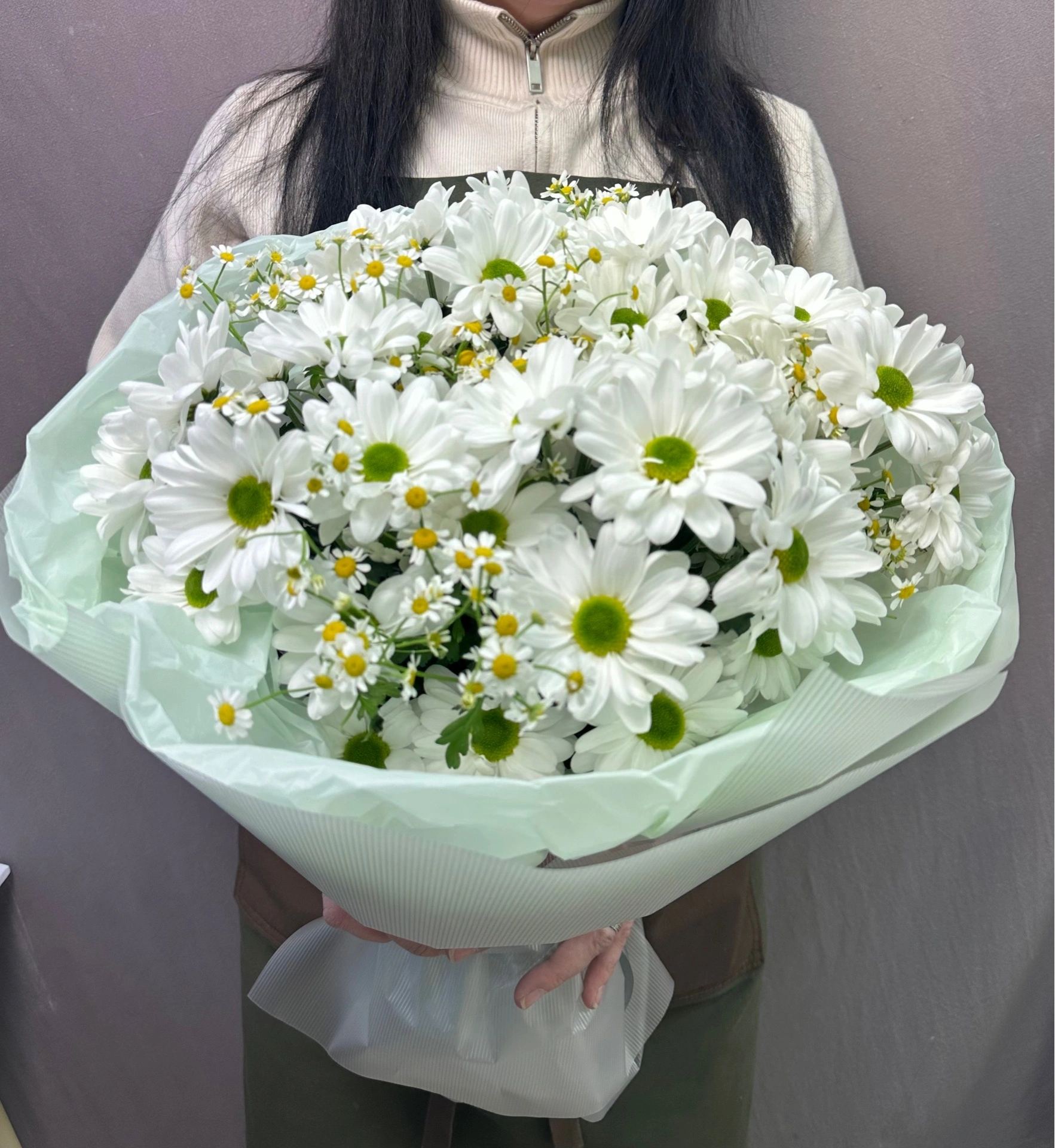 Букет хризантем с танацетумом