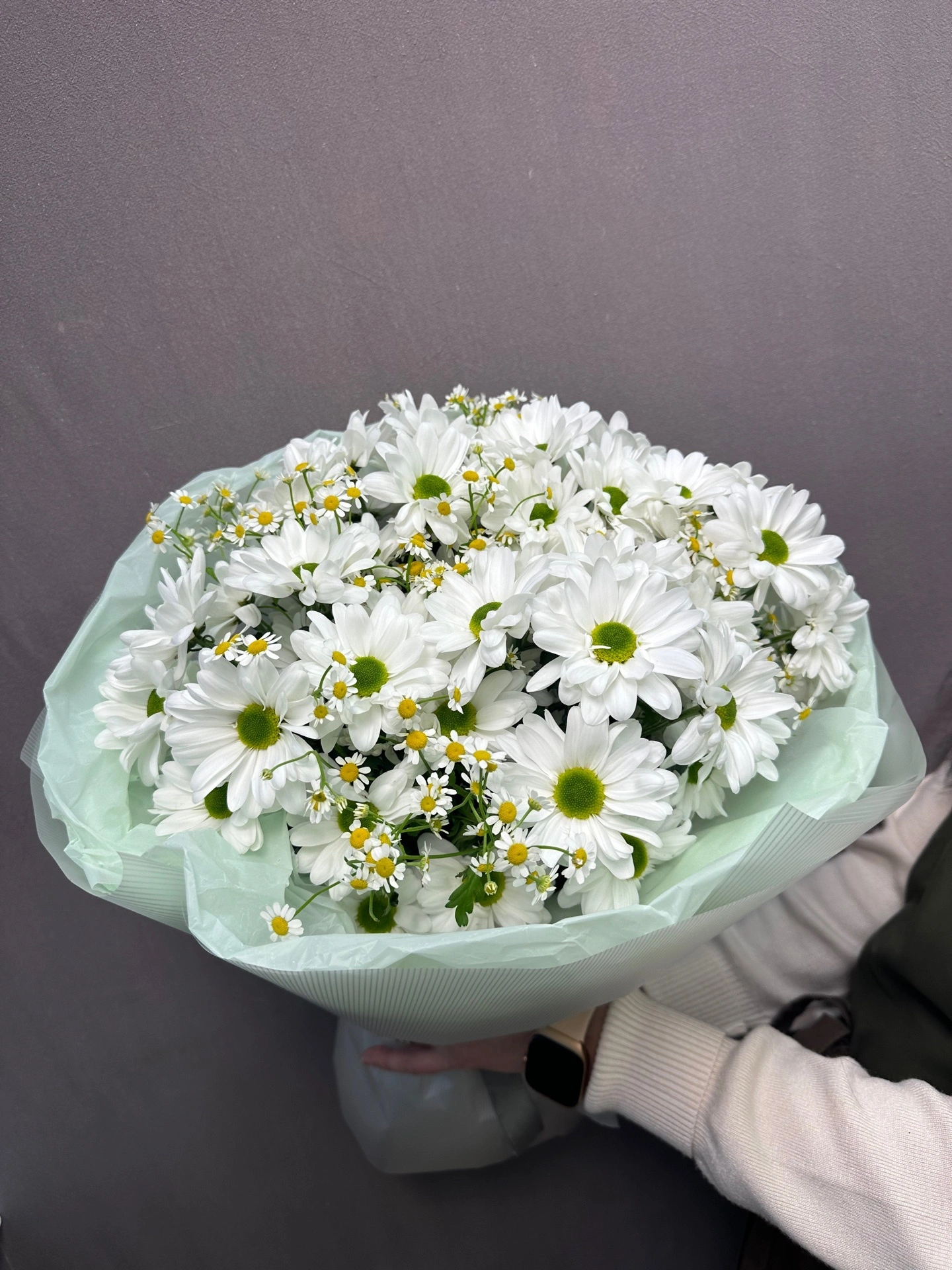 Букет хризантем с танацетумом