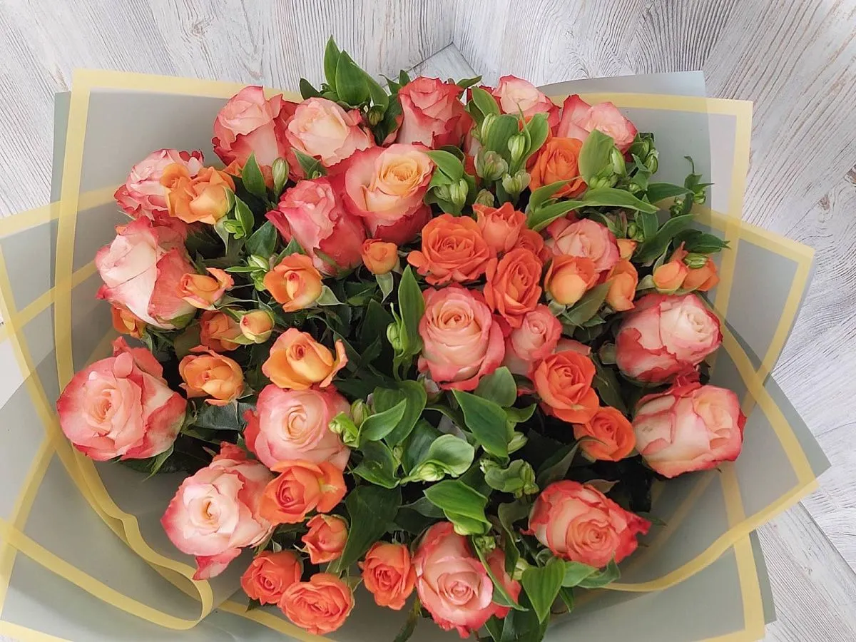 Букет с розами №45