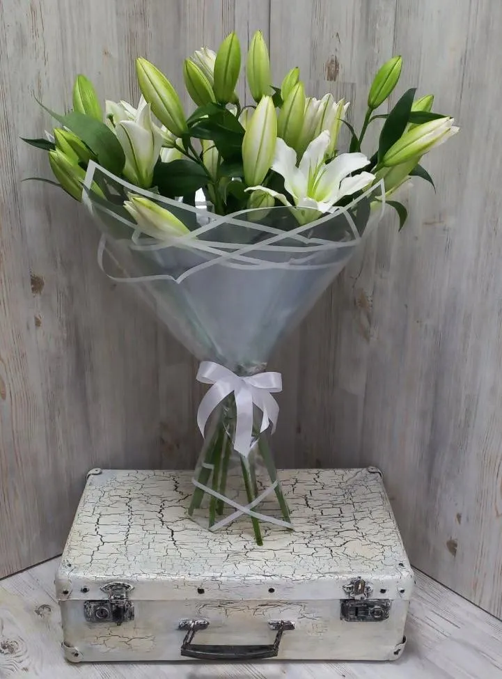 Букет из лилий
