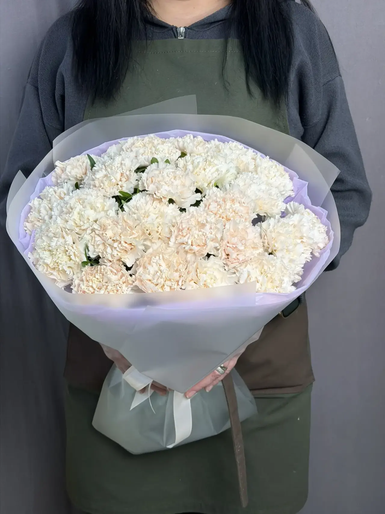 Букет из кремового диантуса